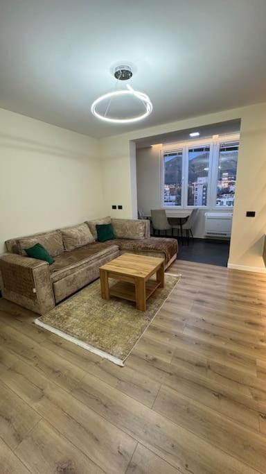 Peace And Love Luxury Apartment In Center, New Bazaar 2 Тирана Екстер'єр фото